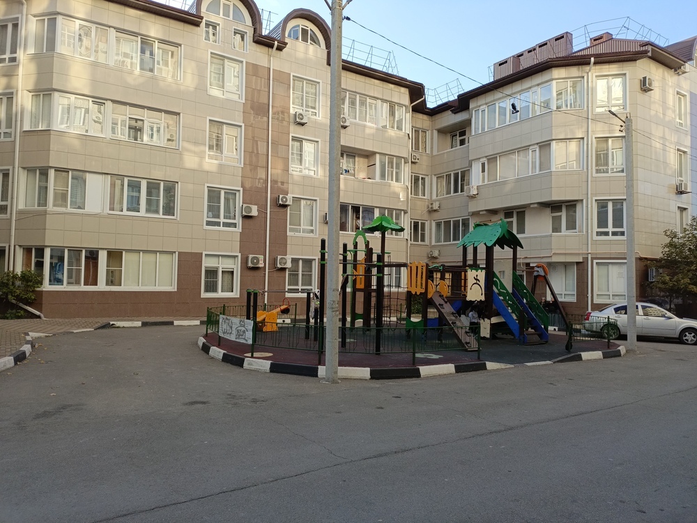 2-к. квартира 41.7 кв.м, 4/4