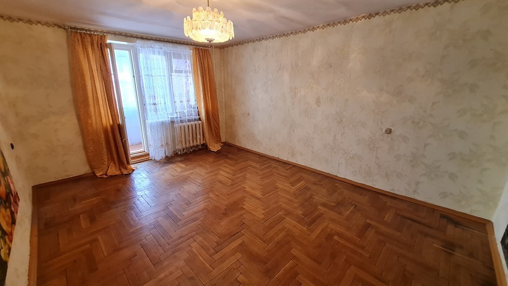 3-к. квартира 79.8 кв.м, 6/9