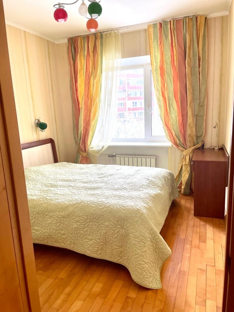 3-к. квартира 96 кв.м, 3/6