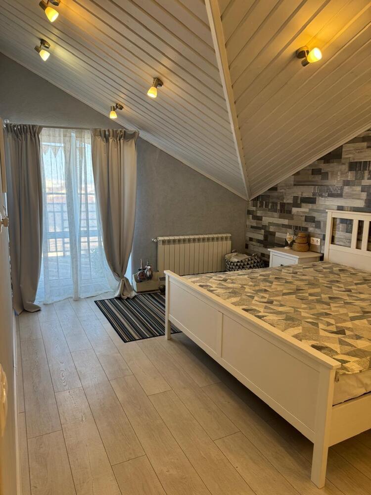 3-к. квартира 121 кв.м, 10/11
