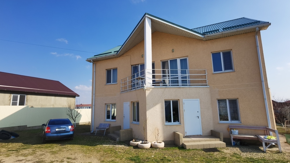 Дом 240 кв.м на участке 10 сот