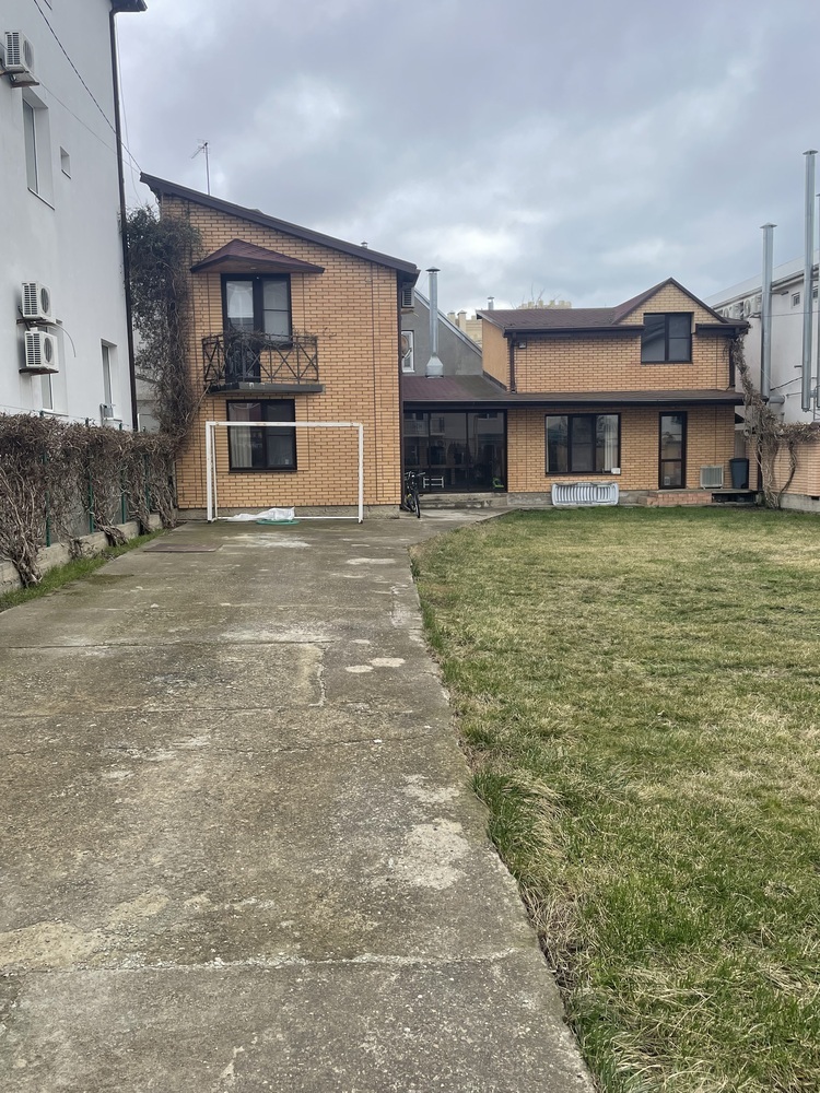 Дом 110 кв.м на участке 6 сот