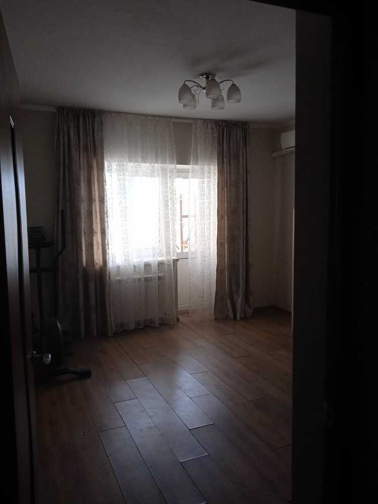 2-к. квартира 70.1 кв.м, 2/6