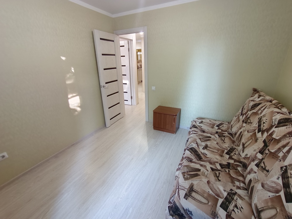 4-к. квартира 87.8 кв.м, 2/9