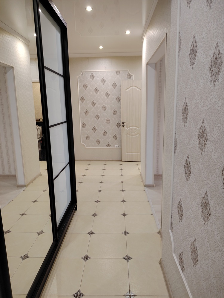 2-к. квартира 72 кв.м, 9/9