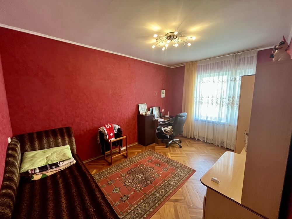 Дом 180 кв.м на участке 3.5 сот