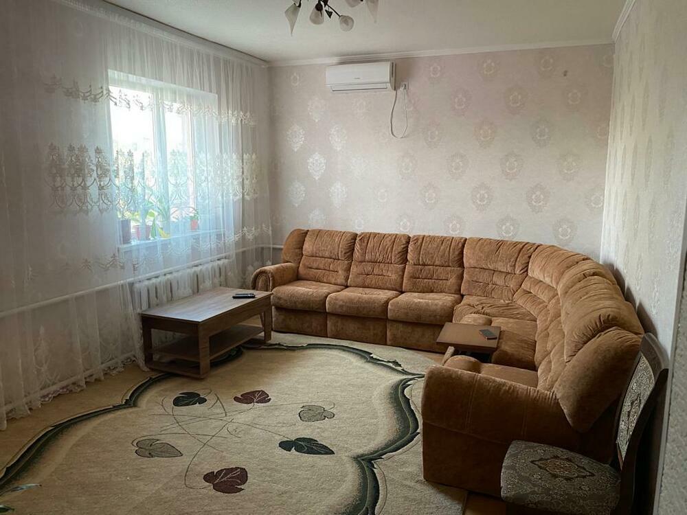 Дом 225 кв.м на участке 7 сот