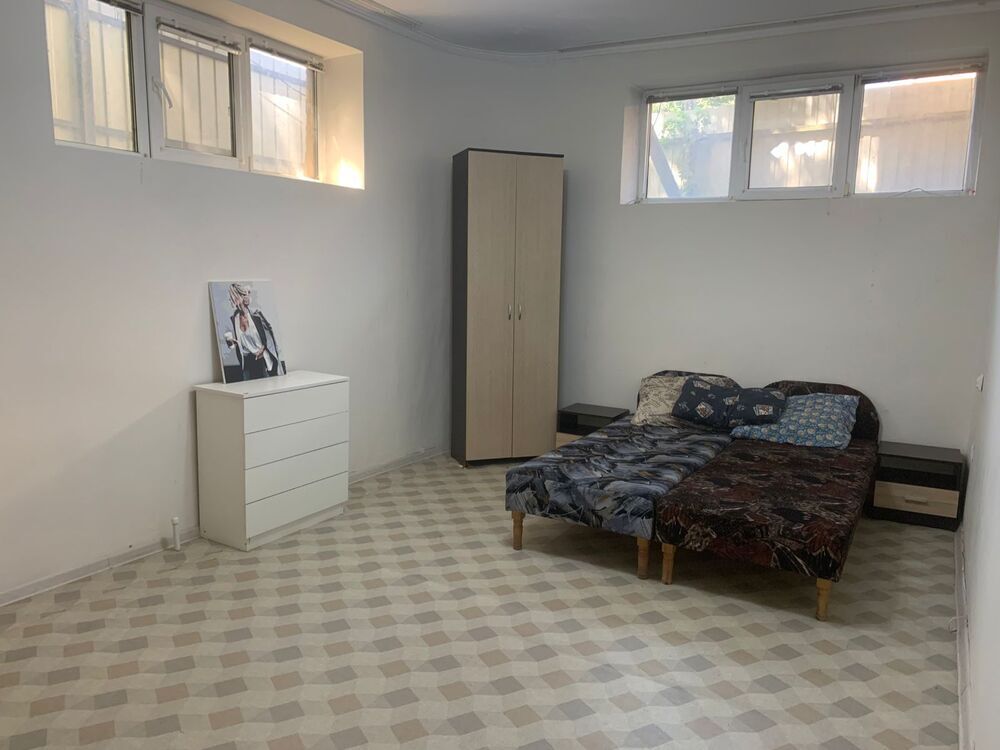 2-к. квартира 54 кв.м, 1/5