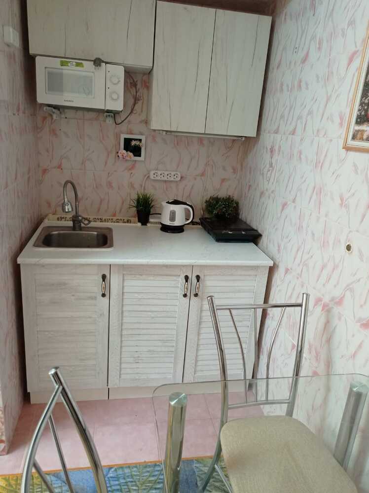 Студия 20 кв.м, цоколь/16