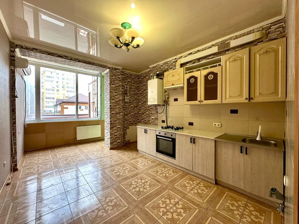 2-к. квартира 54 кв.м, 2/9
