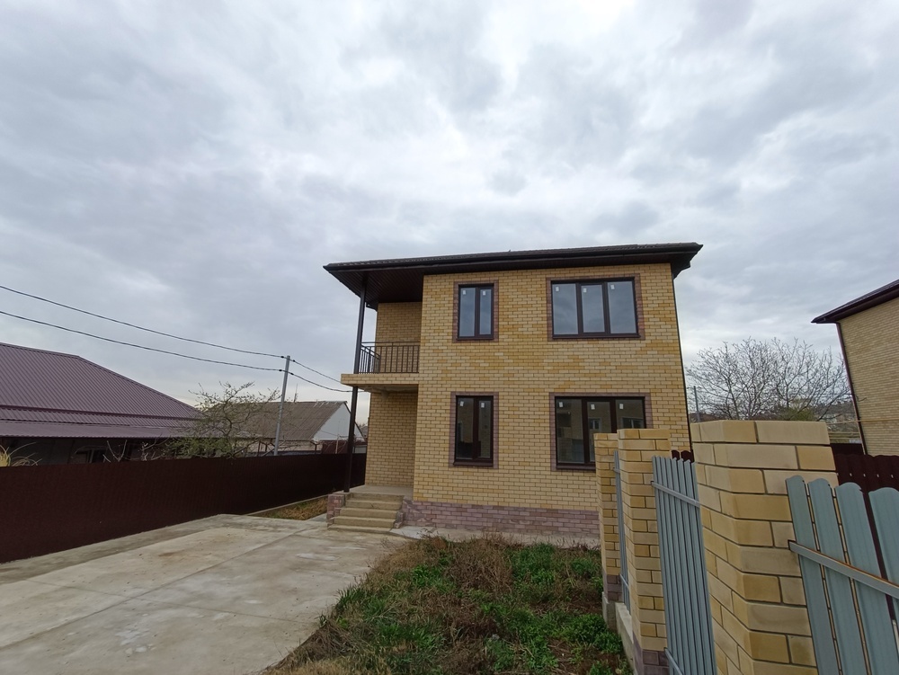 Дом 151 кв.м на участке 3.3 сот