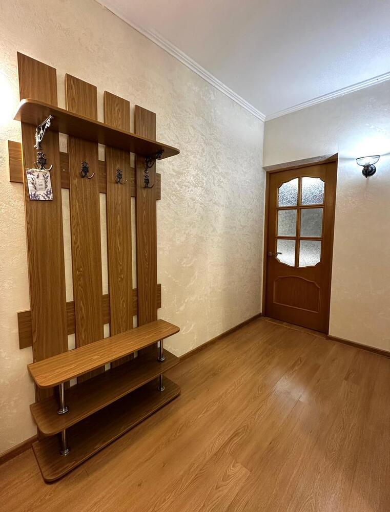 1-к. квартира 50 кв.м, 2/9