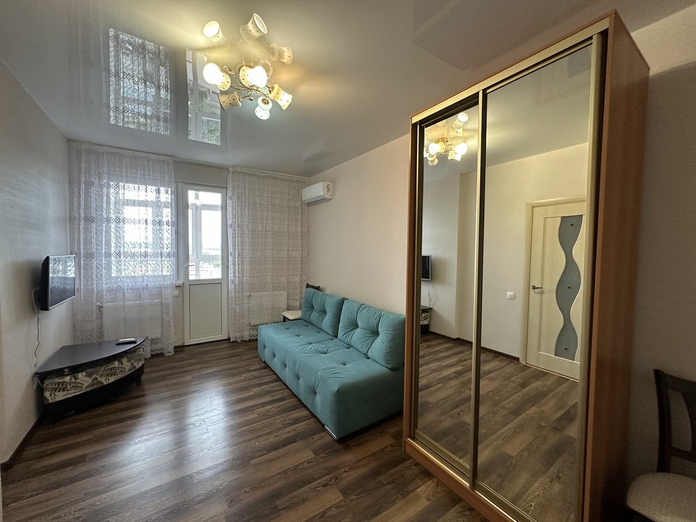 1-к. квартира 42 кв.м, 15/19