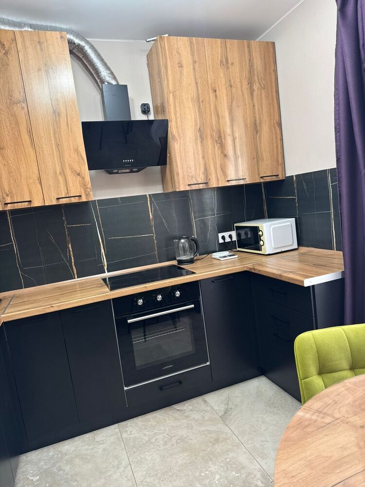 2-к. квартира 58 кв.м, 8/8