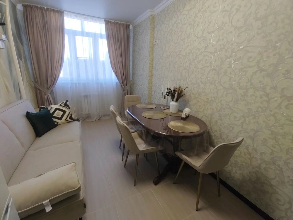 1-к. квартира 42 кв.м, 2/9