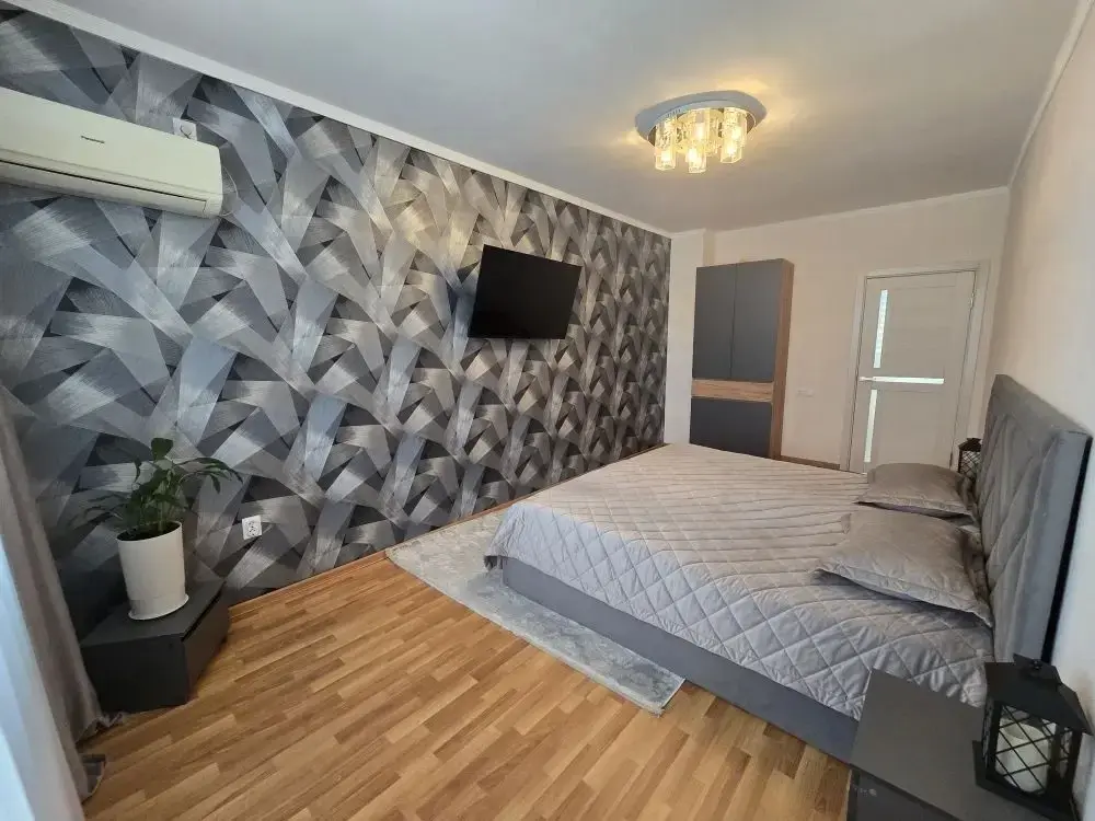 2-к. квартира 66 кв.м, 6/6