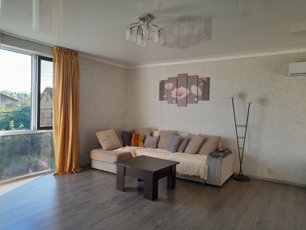 Дом 260 кв.м на участке 3.2 сот