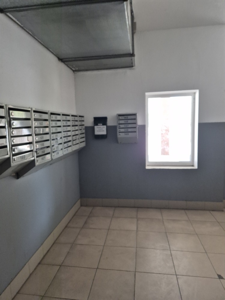 1-к. квартира 54.1 кв.м, 2/10