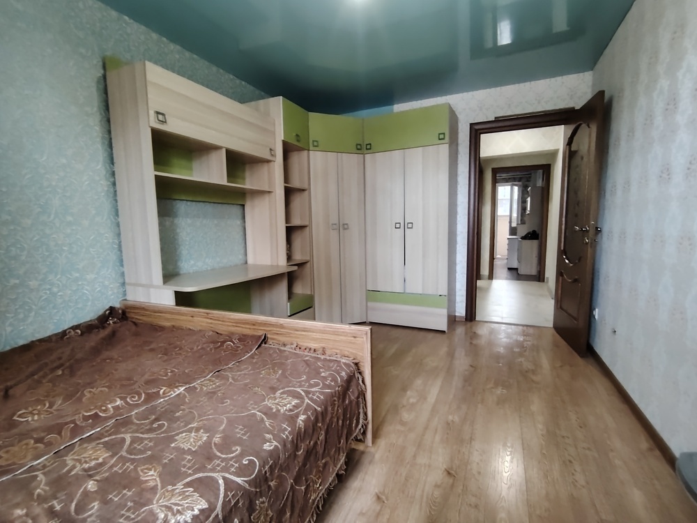 3-к. квартира 74 кв.м, 2/13