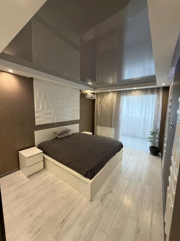 2-к. квартира 68 кв.м, 5/10