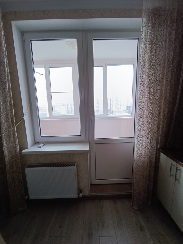 2-к. квартира 87.8 кв.м, 9/10