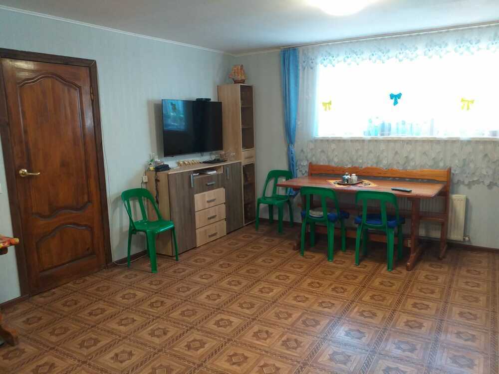 Дом 250 кв.м на участке 3.55 сот