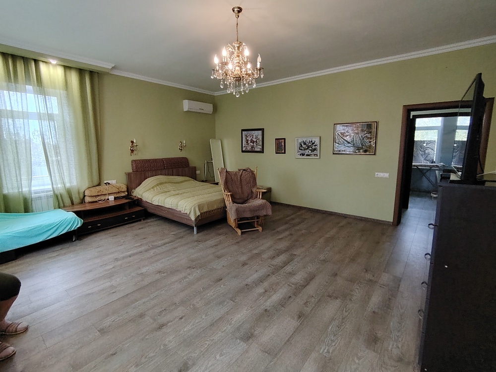 Дом 348.8 кв.м на участке 14 сот
