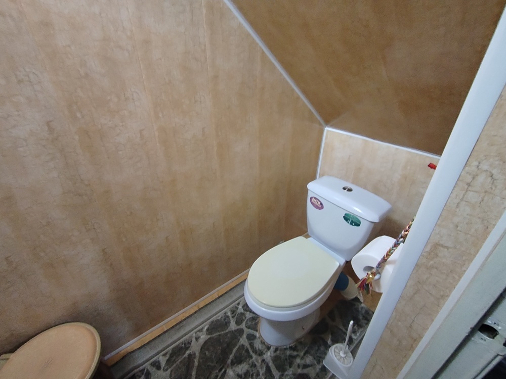 3-к. квартира 97 кв.м, 1/3