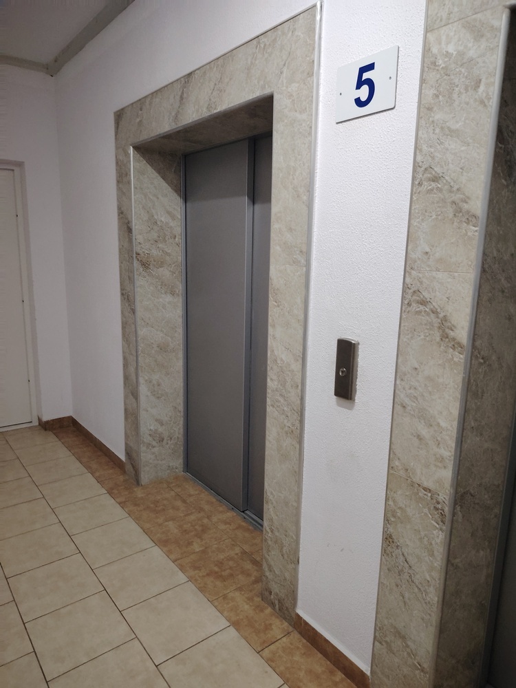1-к. квартира 72 кв.м, 5/23