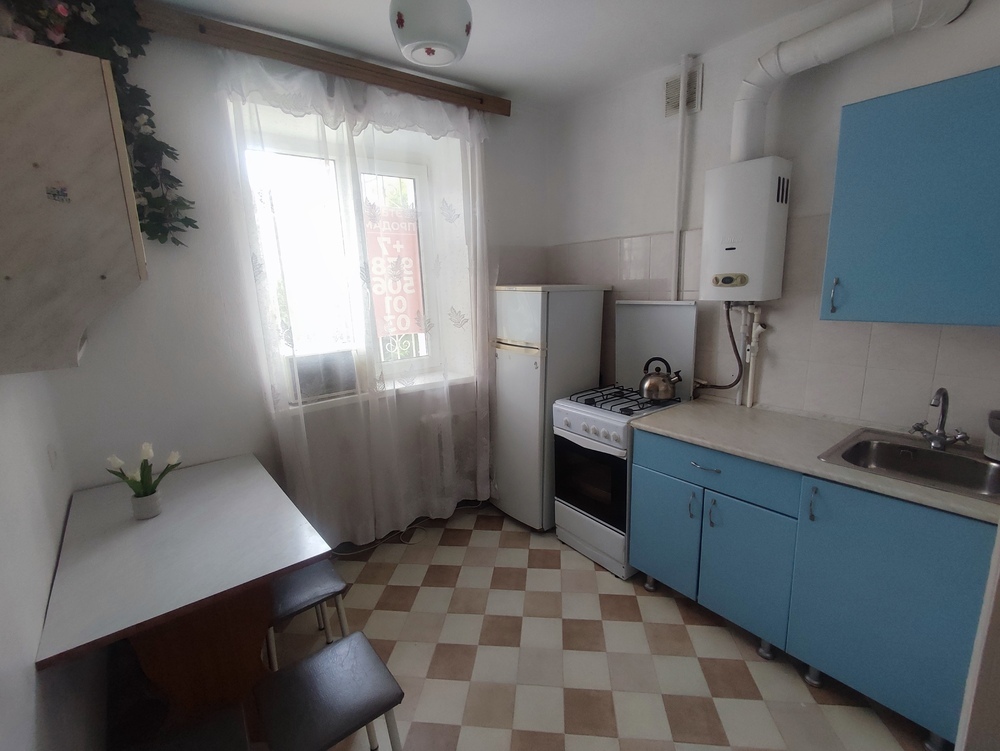 2-к. квартира 45 кв.м, 2/4