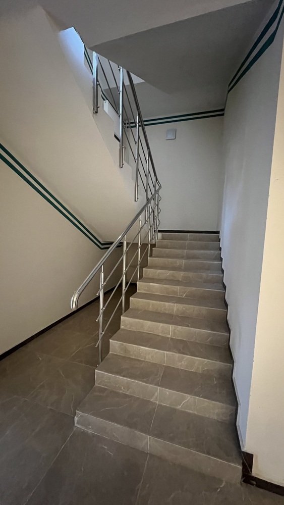 2-к. квартира 65 кв.м, 4/7