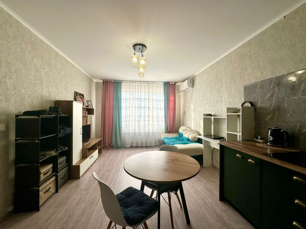 1-к. квартира 42 кв.м, 2/17