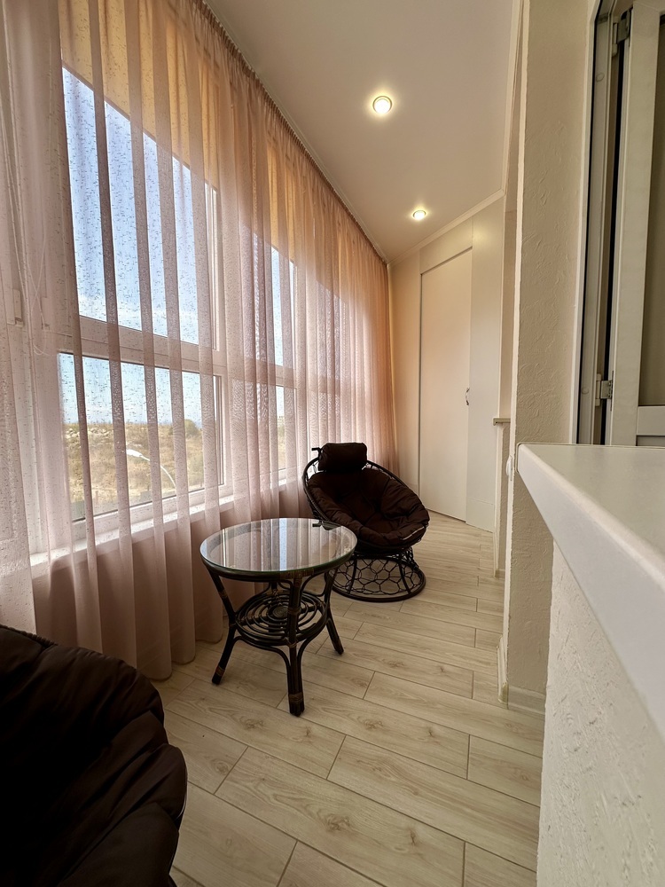 2-к. квартира 72 кв.м, 3/4