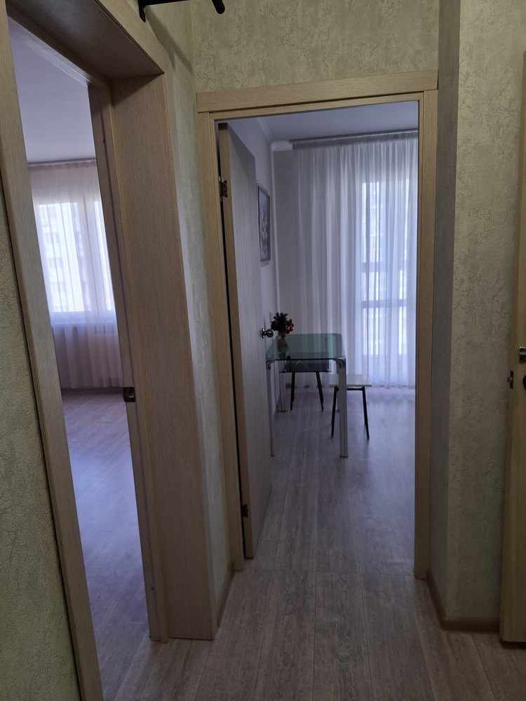 1-к. квартира 37.4 кв.м, 13/16
