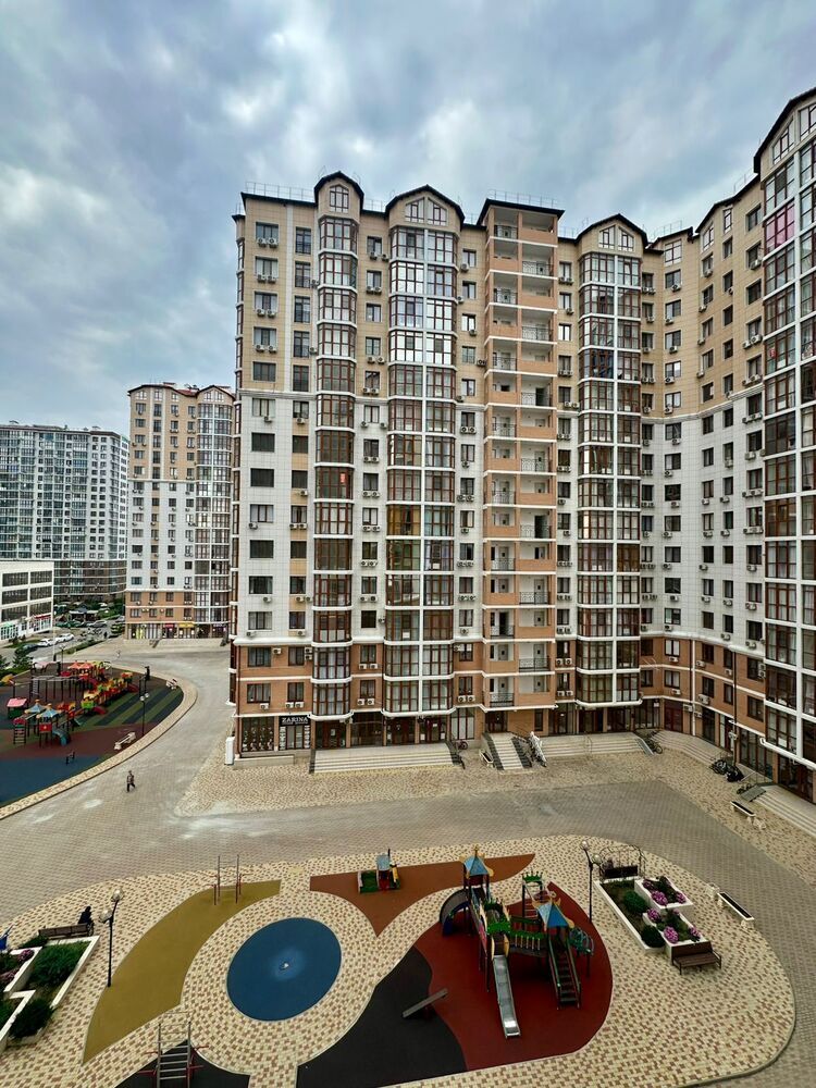 2-к. квартира 55 кв.м, 6/15
