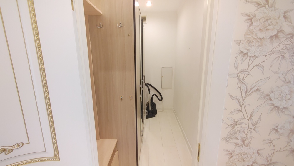 2-к. квартира 85 кв.м, 3/8