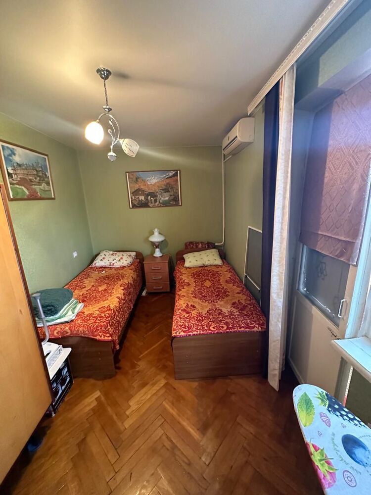 2-к. квартира 40 кв.м, 4/5