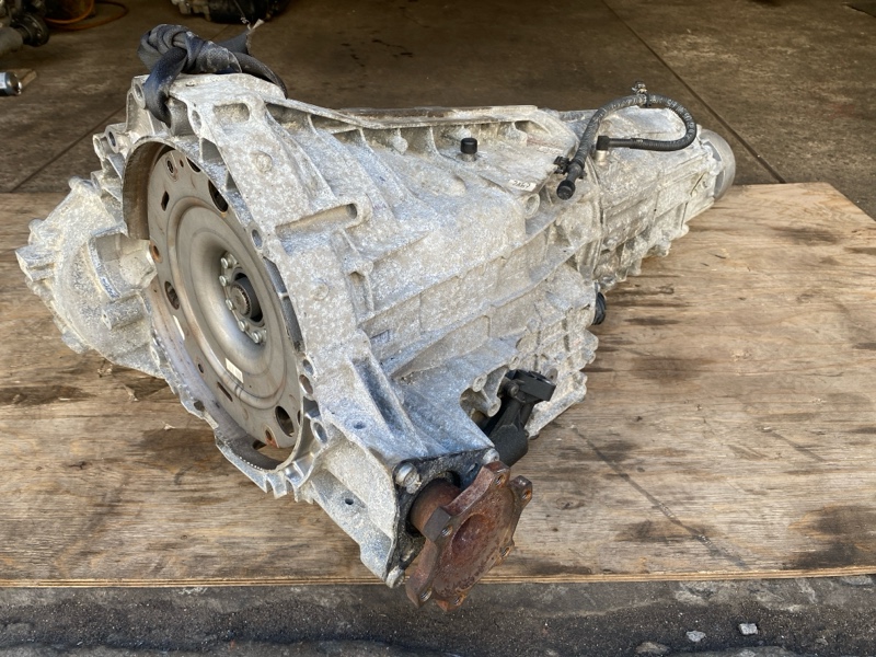 Акпп (автоматическая коробка переключения передач)  2.0 CDN 4WD на Audi A4 B8 2011-2015г.\nОригинал.\nВ отличном состоянии.\nРабочая. проверена.\nПробег 82000 км по Японии. \nБез пробега по РФ.\nКонтрактная запчасть из Японии. \nГарантия на установку и пр