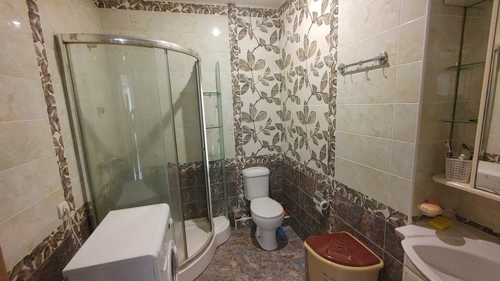 3-к. квартира 130 кв.м, 7/8