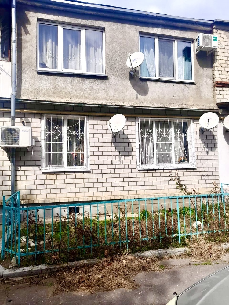 3-к. квартира 63.3 кв.м, 1/2
