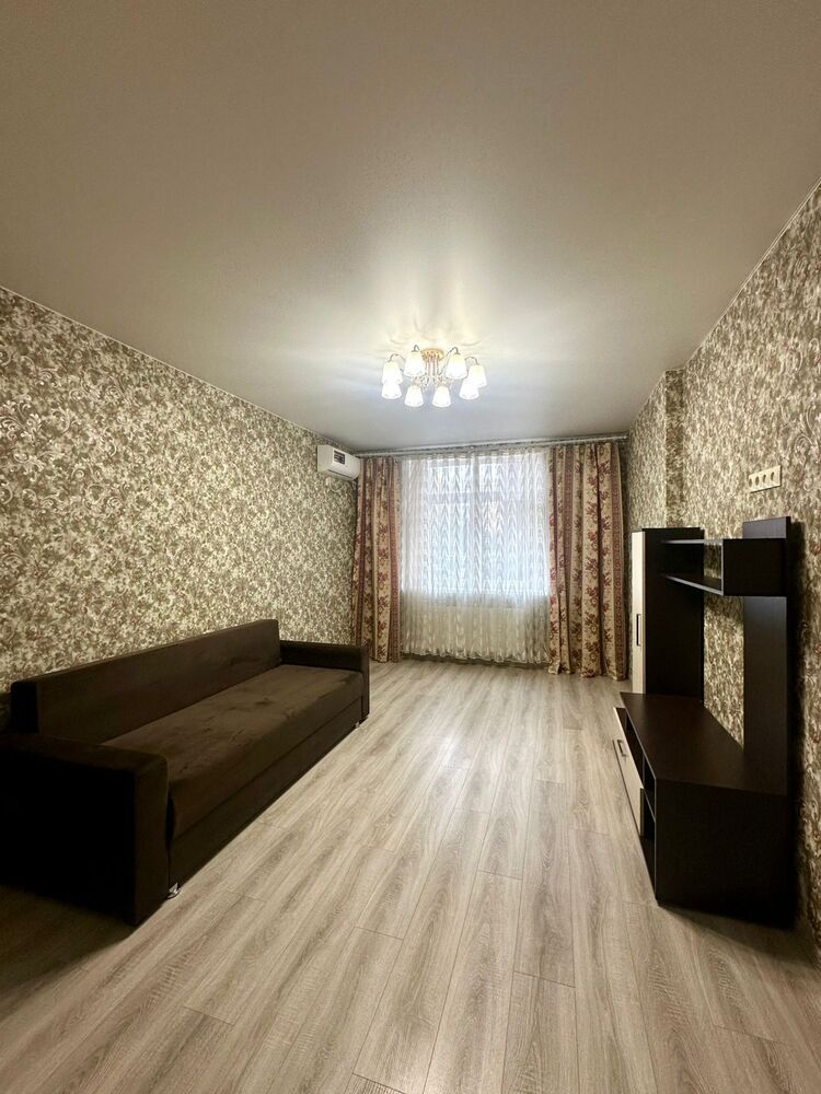 1-к. квартира 48.2 кв.м, 1/12
