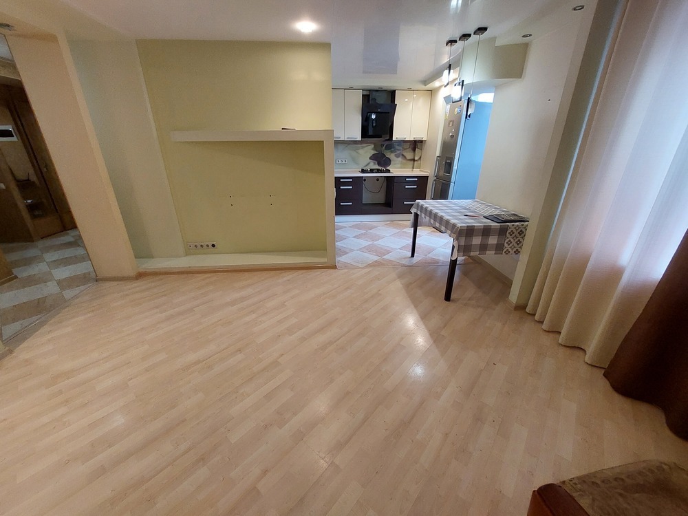 3-к. квартира 70 кв.м, 4/5