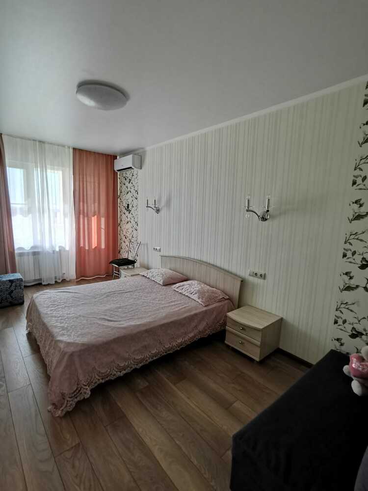 2-к. квартира 71 кв.м, 9/12