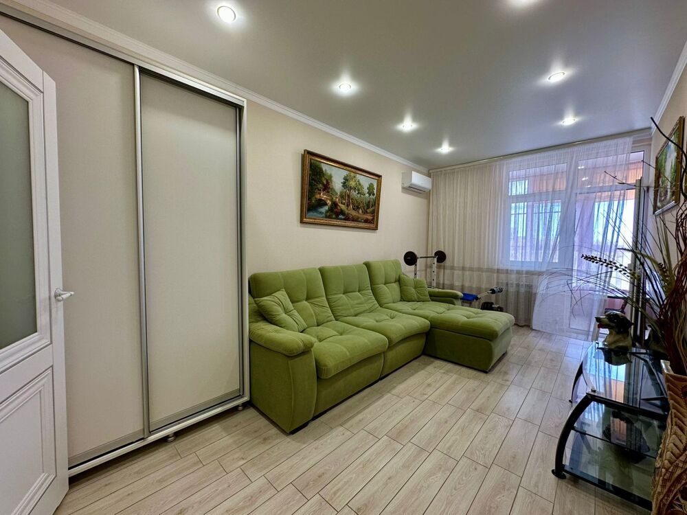 2-к. квартира 72 кв.м, 3/4