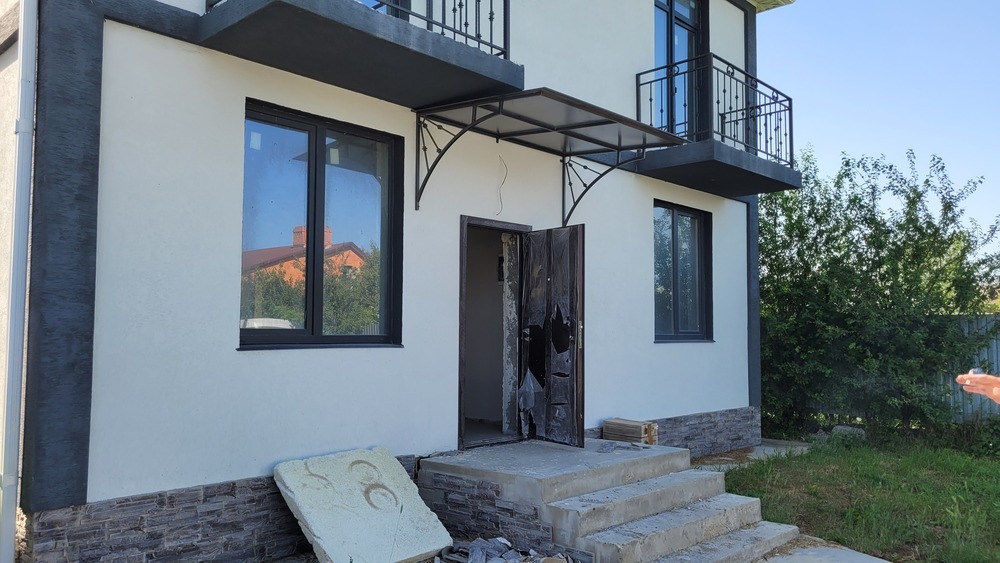 Дом 178 кв.м на участке 3.2 сот