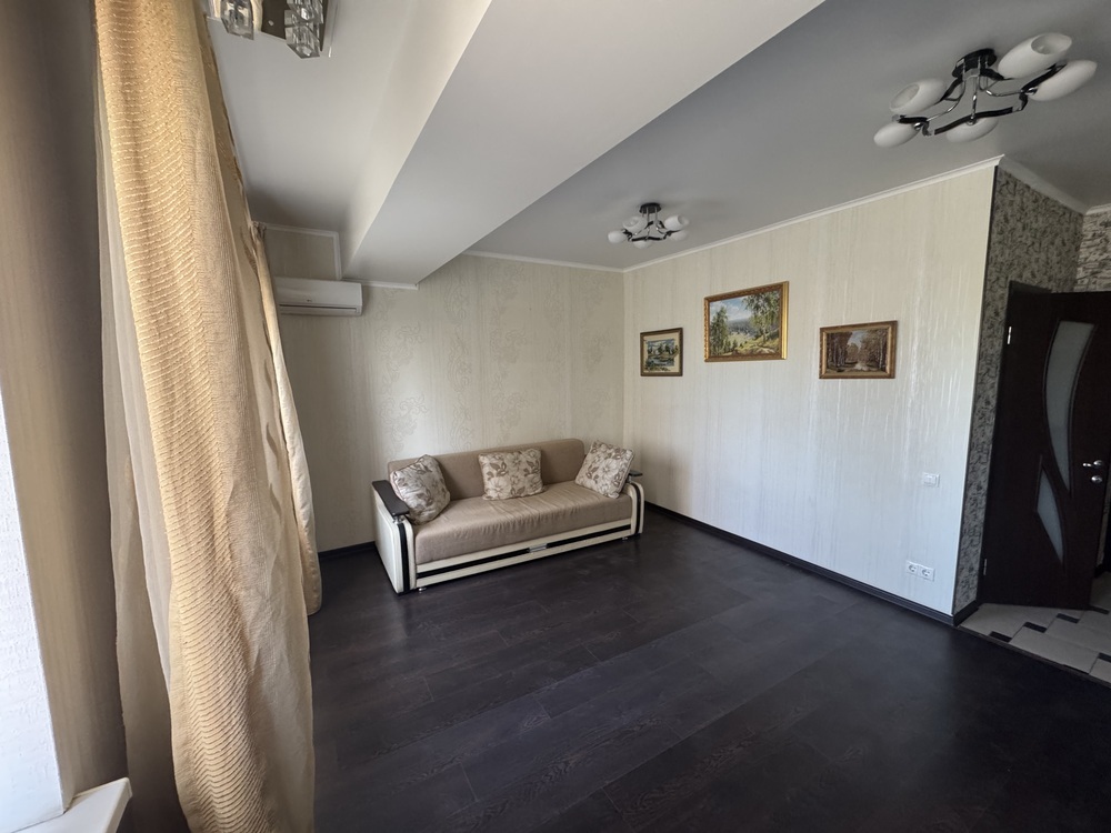 1-к. квартира 43.4 кв.м, 4/6