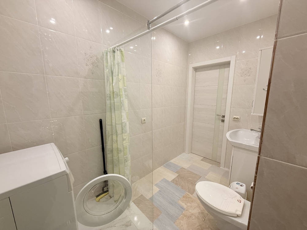 1-к. квартира 42.7 кв.м, 1/3