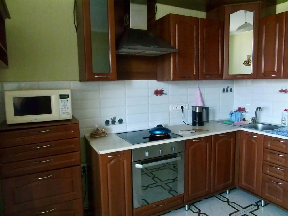 2-к. квартира 76.3 кв.м, 5/10