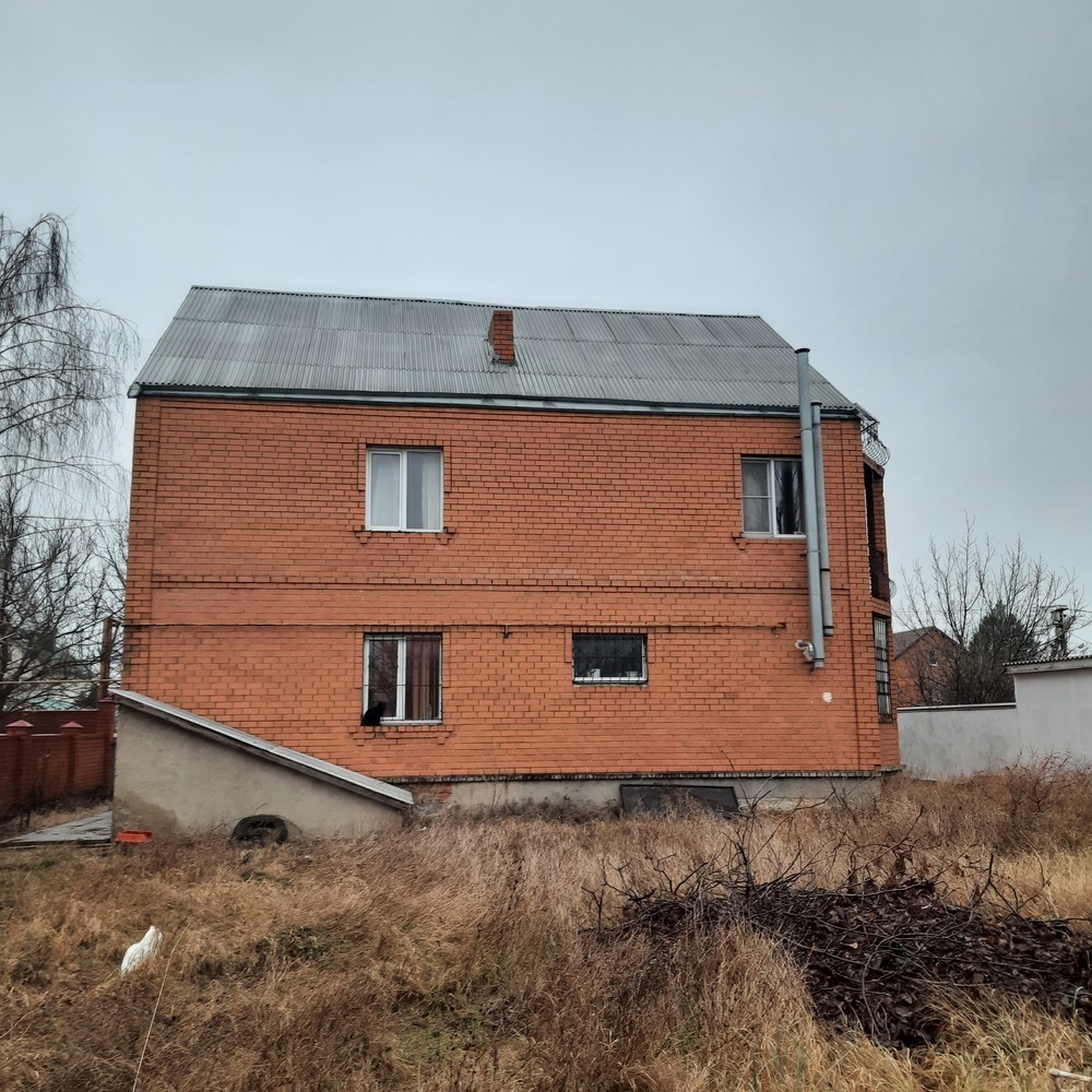 Дом 271.5 кв.м на участке 11.25 сот