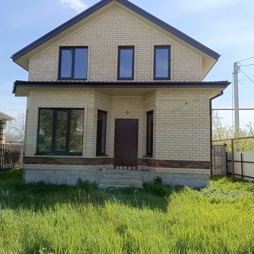 Дом 170 кв.м на участке 6 сот